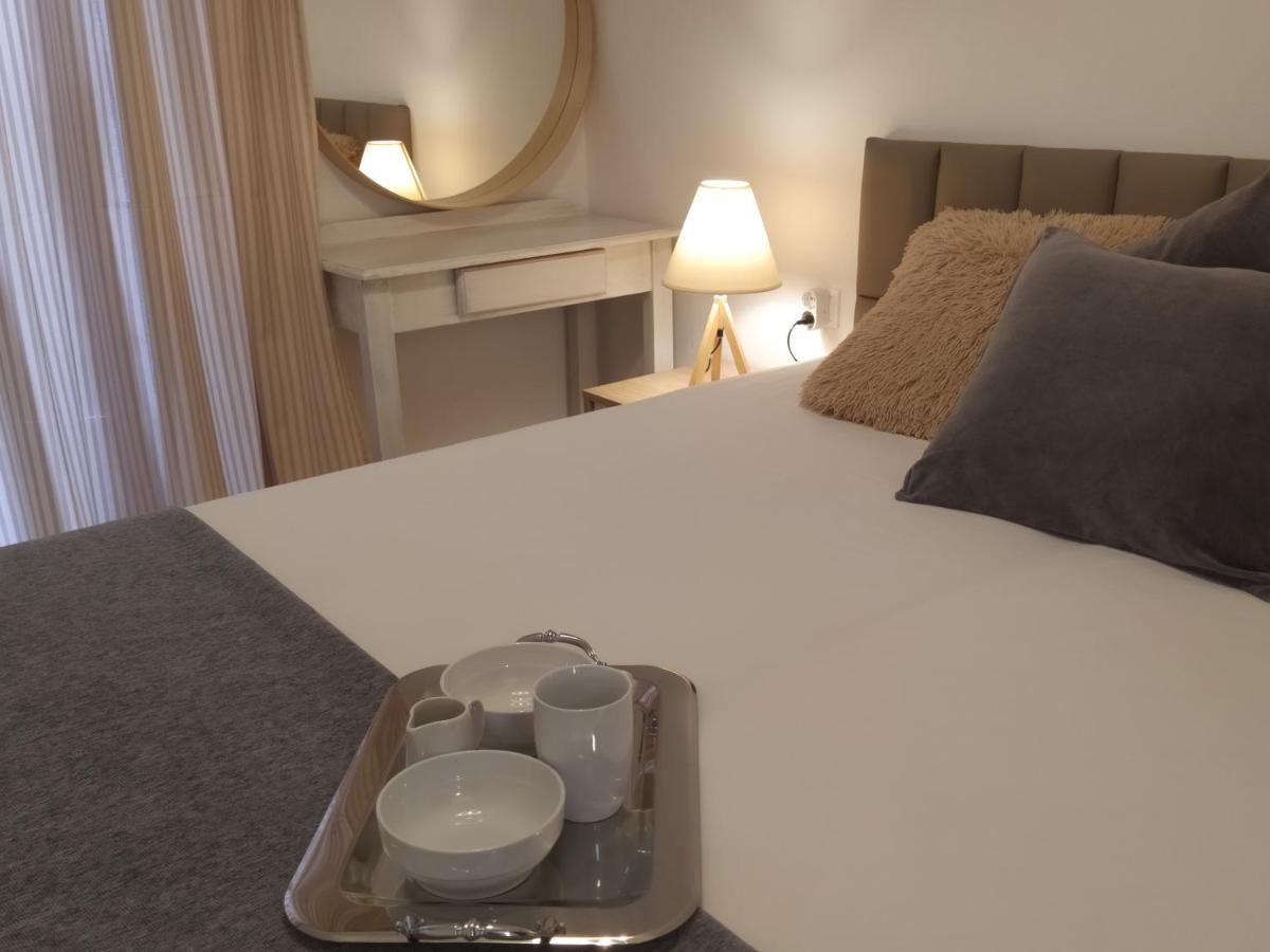 Aronis Apartments Benitses  Luaran gambar