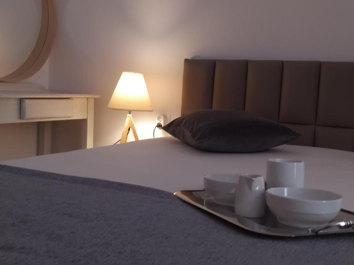 Aronis Apartments Benitses  Luaran gambar
