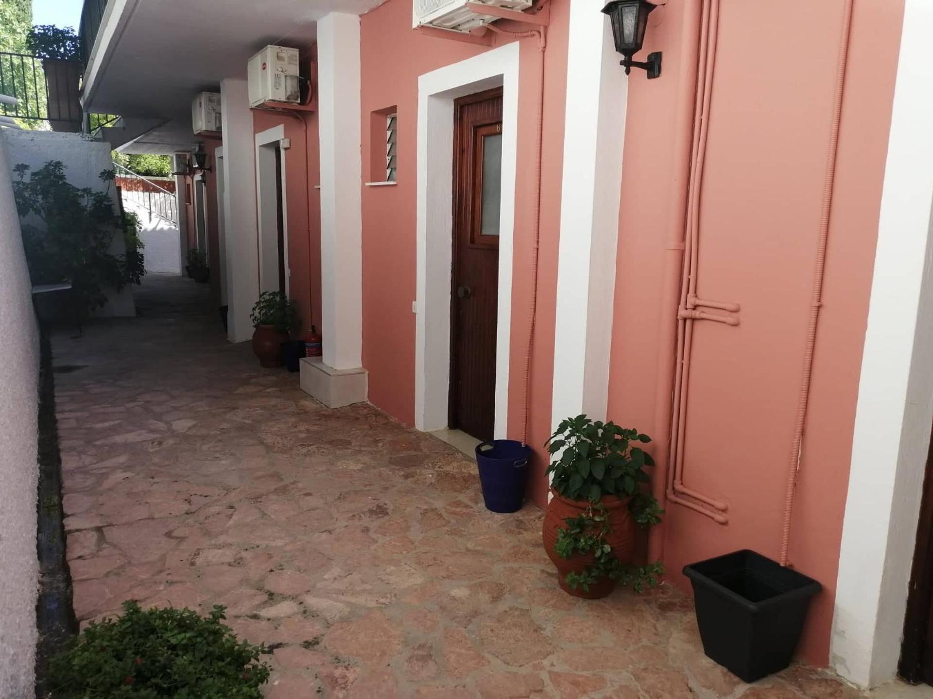 Aronis Apartments Benitses  Luaran gambar