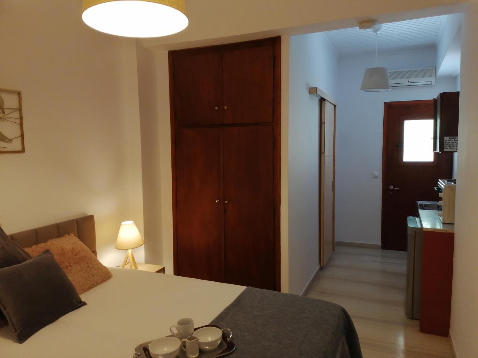 Aronis Apartments Benitses  Luaran gambar